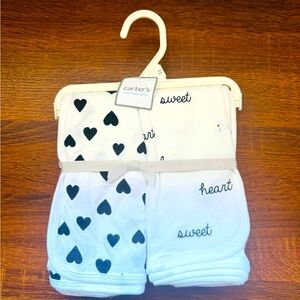 NEW! Carters Set of 2 Swaddle Blankets in Stylish Black and White